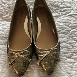 Shoes, gold size 8